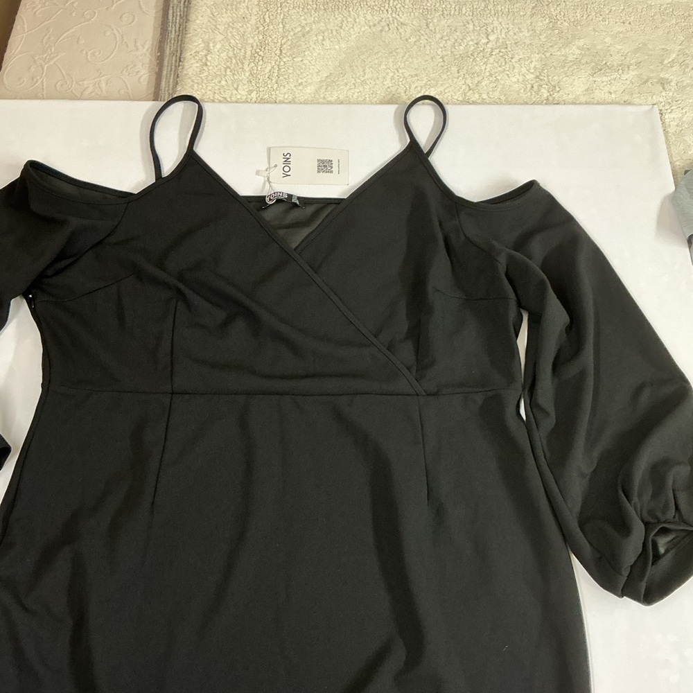 YOINS Black Cold Shoulder Long Sleeve Dress - Picture 3 of 5